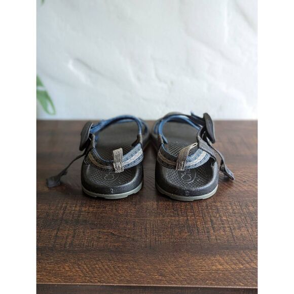 Chaco Blue and Gray Adjustable Strappy Sandals Kids - Size 2 - Picture 4 of 7